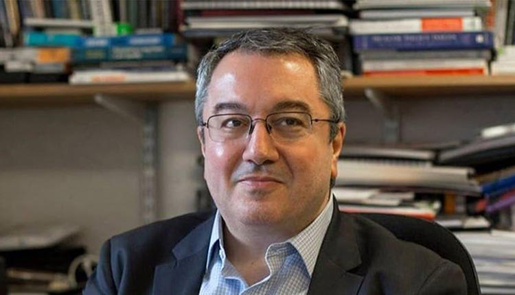 Μόσιαλος: Τι γνωρίζουμε για την υποπαραλλαγή της “Όμικρον”