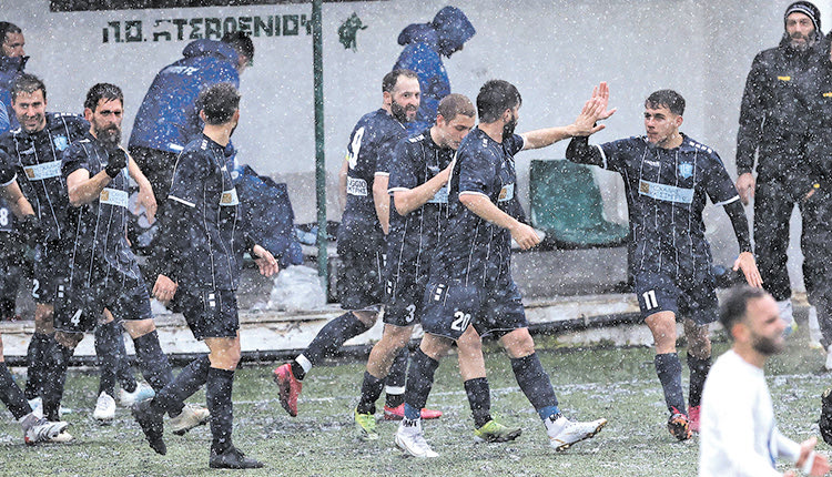 Δεύτερη σερί νίκη πανηγύρισαν οι παίκτες του Πόρου