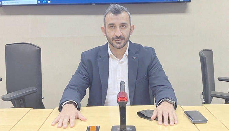 Ο κ. Ριζικιανάκης