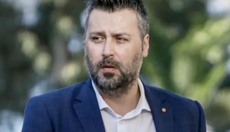 Στη σχέση της επαγγελματικής με τη βουλευτική του ιδιότητα αναφέρθηκε ο μετεωρολόγος του MEGA, Γιάννης Καλλιάνος.