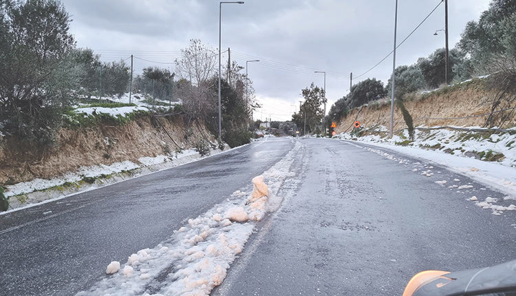 Ο χιονιάς που έφερε η «Ελπίδα» στην Επισκοπή του δήμου Χερσονήσου, μπορεί να συγκριθεί μόνο με το μεγάλο χιονιά του 1987!
