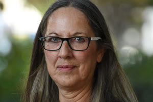 Η ΕΙΡΗΝΗ ΑΘΑΝΑΣΑΚΗ ΜΙΛΑ ΣΤΗΝ “Π” Κλειδί τα εξατομικευμένα εμφυτεύσιμα εμβόλια!