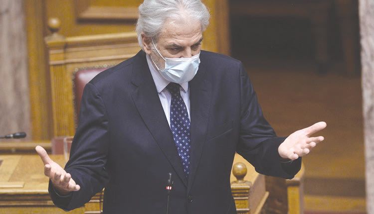 Τη δική του απάντηση  στις «αιχμές» του Αλέξη Τσίπρα αναφορικά με την απουσία παραιτήσεων για την αποτυχία του κρατικού μηχανισμού στην αντιμετώπιση της κακοκαιρίας «Ελπίδα» έδωσε ο υπουργός Πολιτικής Προστασίας και Κλιματικής Αλλαγής, Χρήστος Στυλιανίδης.