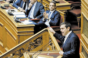 Διαξιφισμοί, εντάσεις και καταψήφιση της πρότασης δυσπιστίας