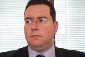 είδηση αιφνίδιου θανάτου του χημικού μηχανικού Δημήτρη Σαμψών