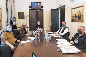 Από τη σύσκεψη στην Αποκεντρωμένη προκειμένου να προφυλαχθεί το οικοσύστημα της Χρυσής