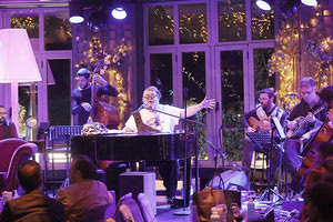 Ο Σταμάτης Κραουνάκης στο Ηράκλειο