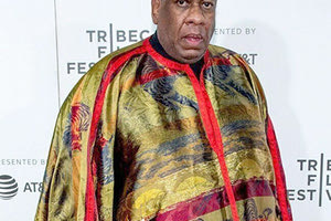 Πέθανε ο Άντρε Λιόν Τάλεϊ, ο θρυλικός δημοσιογράφος μόδας της Vogue