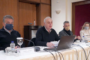 Ο Περιφερειάρχης Σταύρος Αρναουτάκης στο Περιφερειακό Συμβούλιο Κρήτης,