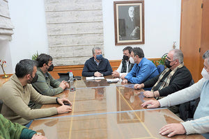 Με τον Πρόεδρο του Εργατικού Κέντρου Ηρακλείου Στέλιο Βοργιά ο Περιφερειάρχης Κρήτης Σταύρος Αρναουτάκης