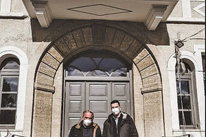 Αλέξανδρος Μαρκογιαννάκης, κατά τη συνάντηση που είχε  με τον πρόεδρο του Συνδέσμου Διάδοσης Καλών Τεχνών Κρήτης κ. Αντωνογιαννάκη για το Βενιζέλειο Ωδείο