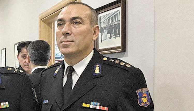 ο Δημοσθένης Μπουντουράκης, ο περιφερειακός διοικητής Πυροσβεστικής Κρήτης