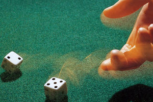 Έστησαν μπαρμπούτι στο καφενείο