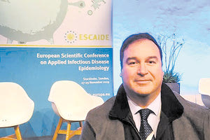 Εξετάζουμε και πολλά άλλα ύποπτα κρούσματα, είπε στην “Π” ο κ. Σουρβίνος