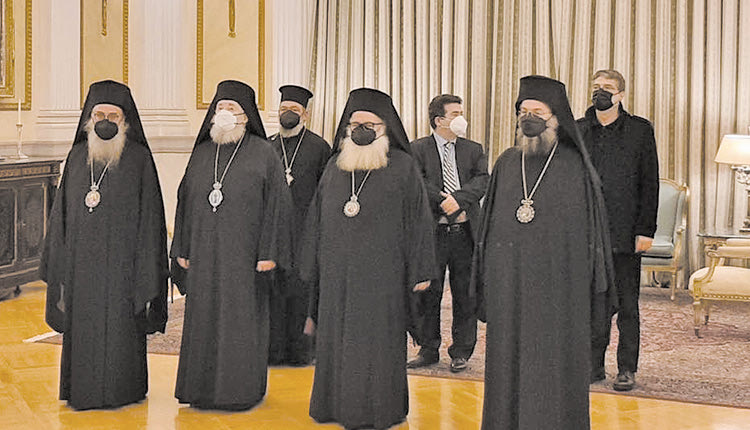 Ο κ. Ευγένιος μετέβη στο Προεδρικό Μέγαρο συνοδευόμενος  από 3 Μητροπολίτες Κρήτης