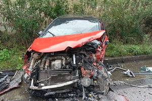 Άμορφη μάζα σιδερικών από τη σφοδρή σύγκρουση έγινε το όχημα