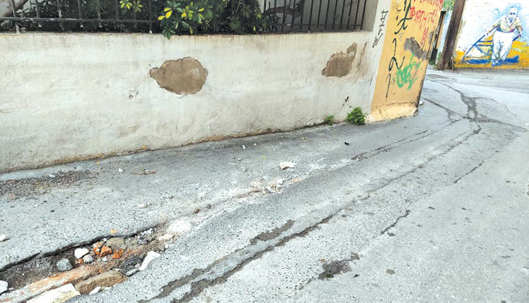 ΜΕ ΕΡΓΟΛΑΒΙΕΣ-”ΜΑΜΟΥΘ” Η ΕΠΟΥΛΩΣΗ ΤΟΥ Γεμάτο παγίδες το “πληγωμένο” οδόστρωμα του δήμου Ηρακλείου