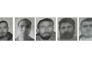 ΕΦΥΓΑΝ ΣΑΝ.... ΚΥΡΙΟΙ ΑΠΟ ΤΑ ΚΡΑΤΗΤΗΡΙΑ ΤΟΥ ΑΣΤΥΝΟΜΙΚΟΥ ΜΕΓΑΡΟΥ ΧΑΝΙΩΝ Έπιασαν τους 3 από τους 5 δραπέτες