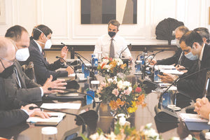 Από τη χθεσινή συνέντευξη στο Μαξίμου