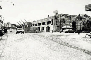 ΦΩΤΟΗΜΕΡΑΣ: Μια φωτογραφία που είχε δημοσιευθεί πριν 4 ακριβώς χρόνια στην “Π”. Τότε που κατασκευαζόταν η πύλη Ιησού (Καινούργια Πόρτα) και προχθές άρχισε να καταρρέει...