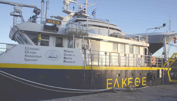 Το κλίμα ήταν ενθουσιώδες, με περηφάνεια στελέχη του ΕΛΚΕΘΕ παρουσίαζαν το ανανεωμένο ΦΙΛΙΑ στο λιμάνι του Ηρακλείου την περασμένη Δευτέρα.