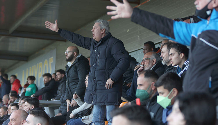 Οι φίλοι του Αλμυρού χάρηκαν τη νίκη της ομάδας τους