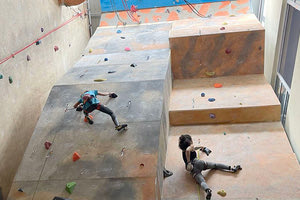 Στιγμιότυπο από τους αγώνες αναρρίχησης