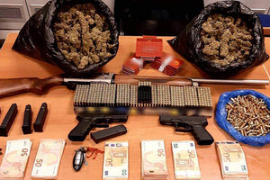 Προφυλακίστηκαν δύο για τα 2,5 κιλά χασίς