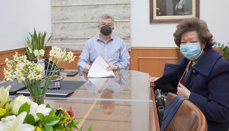 ΜΕ ΤΗ ΧΡΗΜΑΤΟΔΟΤΗΣΗ ΤΗΣ ΠΕΡΙΦΕΡΕΙΑΣ ΚΡΗΤΗΣ Σύμβαση για την ανακαίνιση του κτηρίου του Λυκείου Ελληνίδων Ηρακλείου