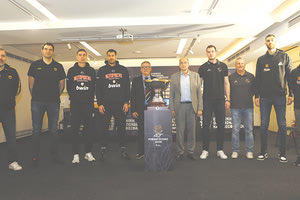 Οι προπονητές και οι αρχηγοί των ομάδων στην χθεσινή συνέντευξη Τύπου