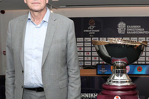 Λιόλιος: «Δεν είναι πόλεμος, είναι γιορτή»