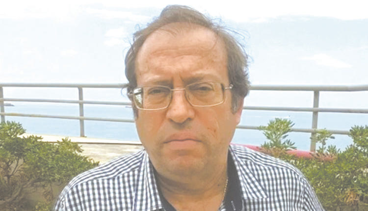 ο διευθυντής Οδικών Έργων του ΟΑΚ (Οργανισμού Ανάπτυξης Κρήτης)  Γ. Αγαπάκης