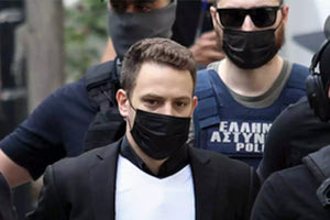 μπαμπης πιλοτος