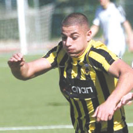 Ο ομοσπονδιακός προπονητής της Εθνικής Κ17, Αλέξανδρος Αλεξιάδης, έχει στις επιλογές του ξανά τον Ηρακλειώτη ποδοσφαιριστή της ΑΕΚ, Παναγιώτη Κοντάκη.