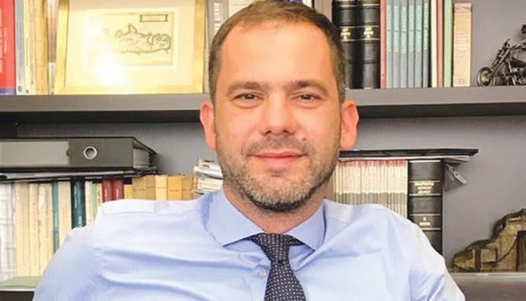 Ο δικηγόρος Φραγκίσκος Λαμπρινός 