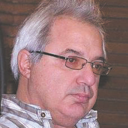 Ο Δρ. Γιώργος Παπαδουράκης