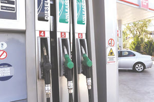 Χωρίς τέλος οι αυξήσεις στα καύσιμα