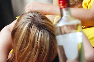 ανήλικη αλκοόλ