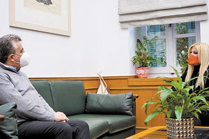 Ο Περιφερειάρχης Σταύρος Αρναουτάκης και η Μαρία Χαλβατζή - Αντωνακάκη