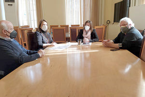 Συνάντηση με αντιπροσωπεία της διοίκησης της Ένωσης Ξενοδόχων Ηρακλείου είχε η Αντιδήμαρχος Μαρία Καναβάκη