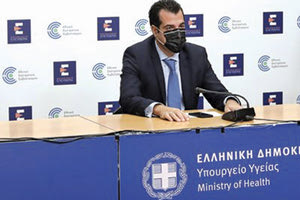 ο υπουργός Υγείας, Θάνος Πλεύρης