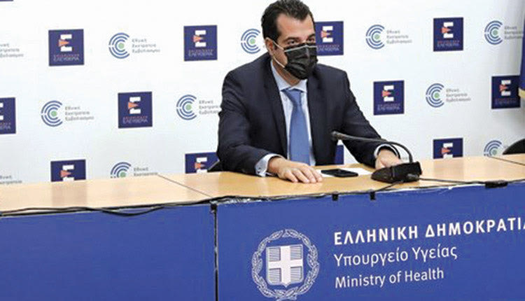 ο υπουργός Υγείας, Θάνος Πλεύρης