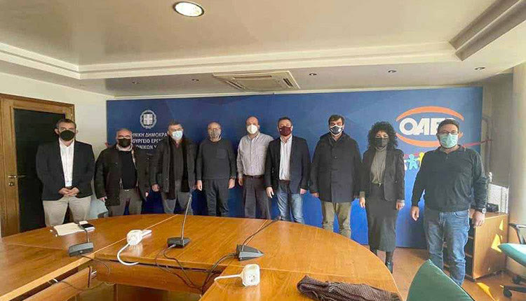 Στο “εξοικονομώ” το κτήριο του Εργατικού Κέντρου