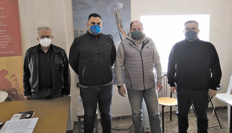 Με τον πρόεδρο της Ένωσης Λιμενικών Κρήτης Μανώλη Αθουσάκη συναντήθηκε αντιπροσωπεία του ΚΚΕ