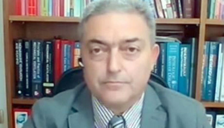 Βασιλακόπουλος: “Δεν θα μας ένοιαζαν τα κρούσματα εάν είχαμε εμβολιαστεί όλοι”