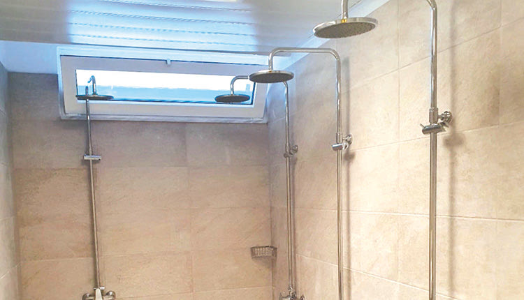 Εντυπωσιακά τα νέα αποδυτήρια στο κολυμβητήριο του Λίντο