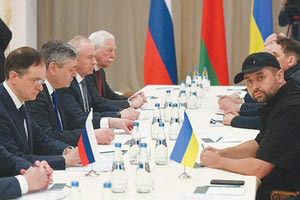 Σήμερα ο δεύτερος κύκλος διαπραγματεύσεων Ρωσίας και Ουκρανίας