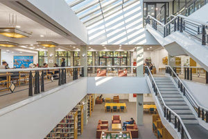 DEREE ΣΠΟΥΔΕΣ