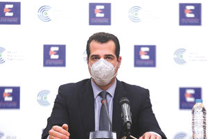 Ο υπουργός Υγείας Θάνος Πλεύρης