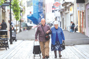 Ήρθε η ώρα να “πετάξουμε” τις μάσκες εκτός
